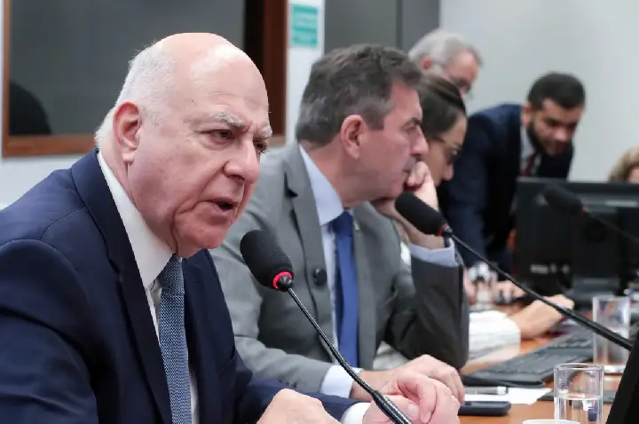 Comissão da Câmara aprova PEC que cria Fundos para Sul e Sudeste