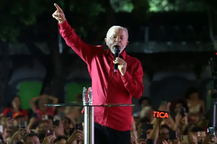 Lula propõe criar Ministério da Segurança e aumento real do mínimo
