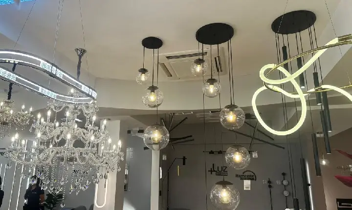 Luz oculta e a volta do maximalismo: as tendências que movimentam o mercado de R$ 20 bilhões