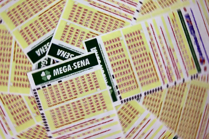 Mega-Sena acumula para R$ 102 milhões; confira os números sorteados