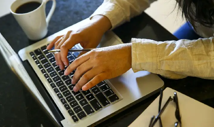 ONU Mulheres oferece formação digital gratuita; saiba como participar