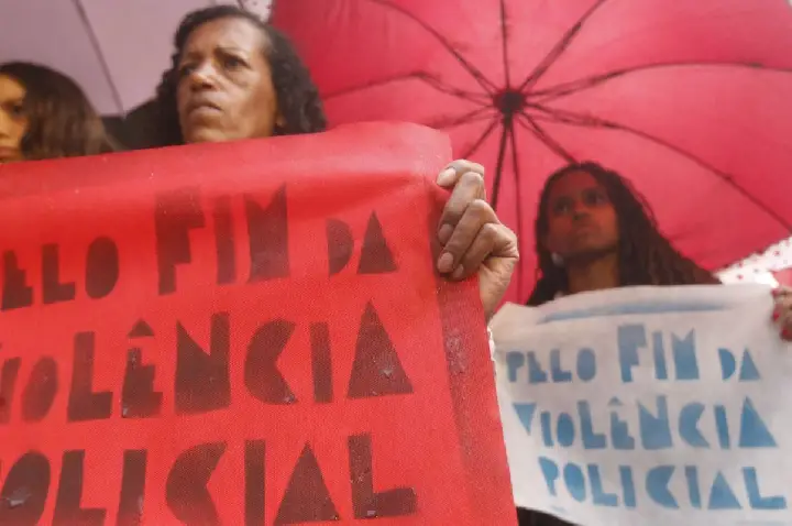 Organizações lançam documento sobre chacinas da Favela Nova Brasília