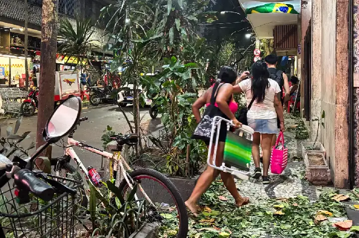Rio de Janeiro tem duas mortes e um desaparecido depois de ventania