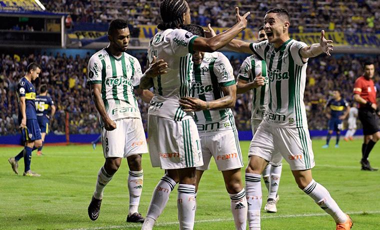 Palmeiras afasta desconfiança da torcida e vence o Boca Juniors em La Bombonera