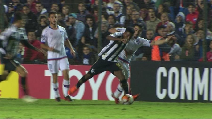 Contusão de Rodrygo contra o Nacional desagrada Jair Ventura. “O mundo quer vê-lo jogar