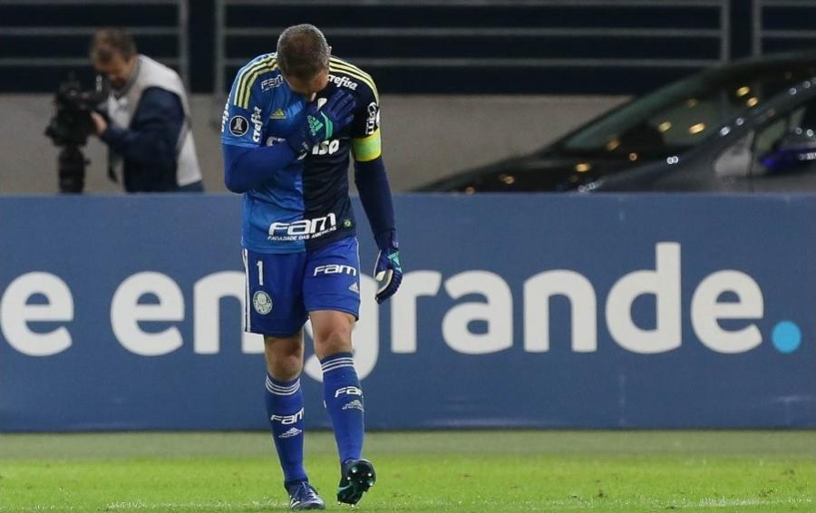 Fernando Prass mostra que mesmo perto dos 40 ainda tem muito o que defender pelo Palmeiras