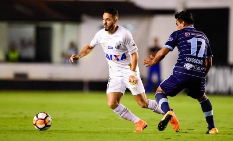 Santos joga mal, mas passa em 1° na Libertadores