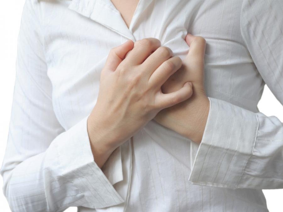Mulheres que ingerem gordura trans possuem risco aumentado de infarto e AVC, diz estudo