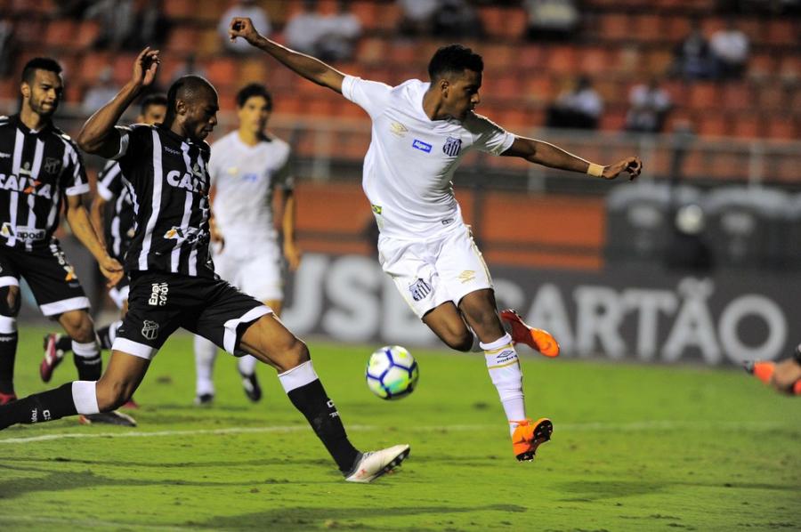 Santos e Ceará empatam em partida adiantada do Brasileirão