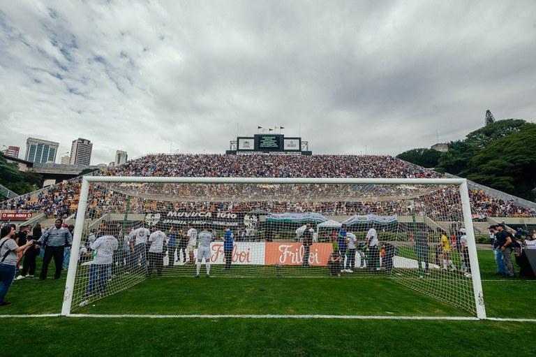 Final da Taça das Favelas leva mais de 30 mil pessoas ao Pacaembu