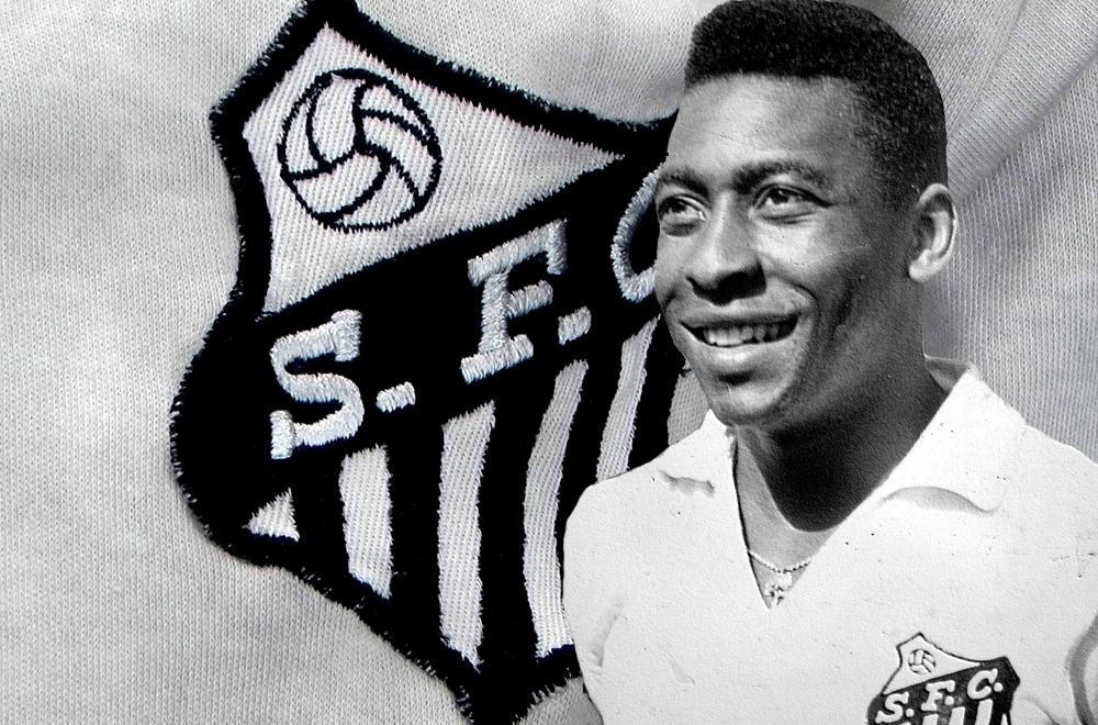 Presidente do Santos cria projeto para mudar escudo do clube e fazer homenagem a Pelé