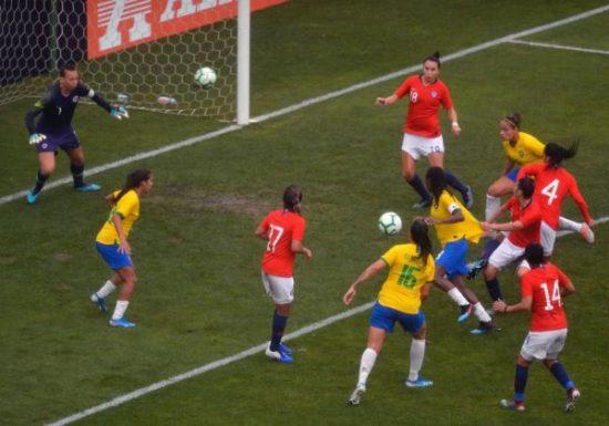 Seleção feminina perde do Chile e é vice em Torneio Internacional de Futebol