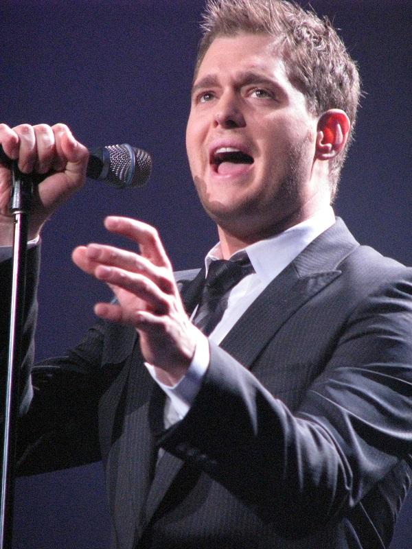 Michale Bublé anuncia mais um show no Brasil em Porto Alegre