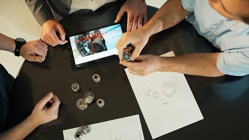 Ford cria porcas personalizadas impressas em 3D para evitar o furto de rodas
