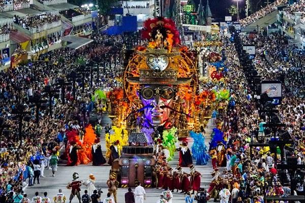 Após 23 anos, Unidos do Viradouro é campeã do carnaval carioca