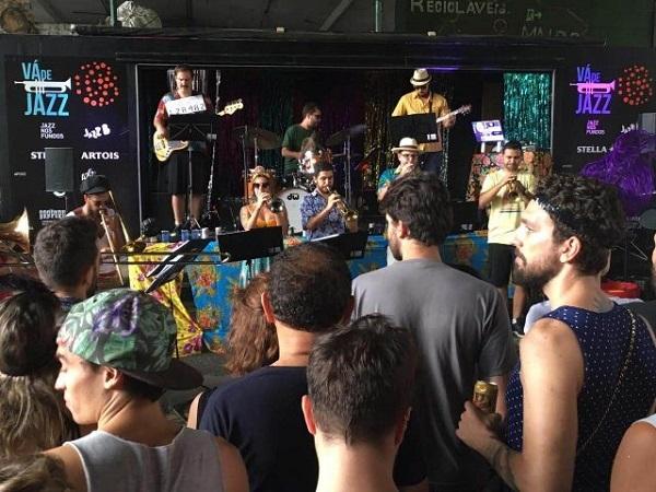 Bloco de carnaval do JazzNosFundos reúne foliões em Pinheiros neste final de semana 22 e 23/3