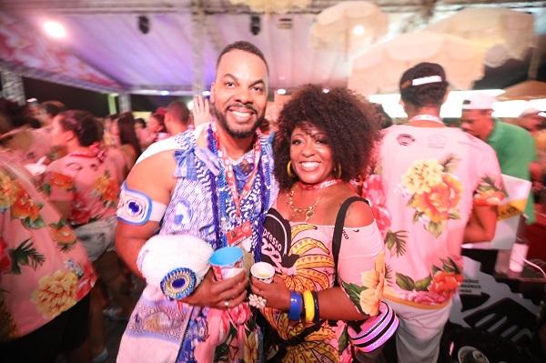 Camarote Expresso 2222 vira ponto de encontro de artistas no último dia do Carnaval de Salvador