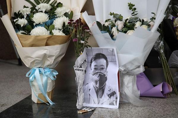 China abre inquérito após morte de médico que fez alerta sobre coronavírus
