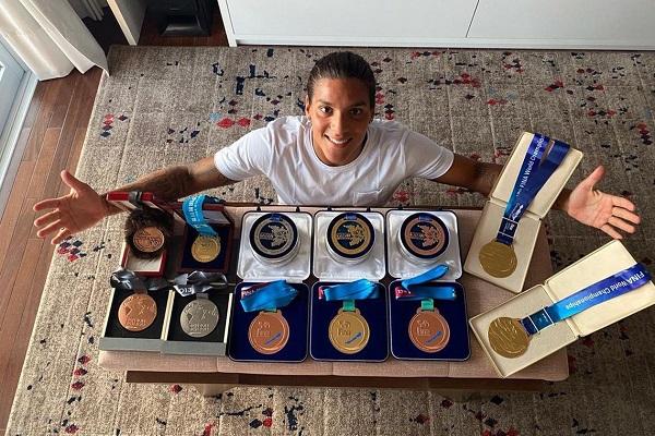 Maratona Aquática: Ana Marcela Cunha é a melhor do mundo