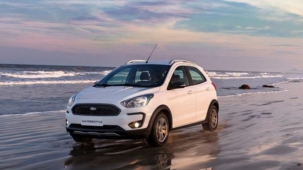 Ford: Dicas para rodar com segurança e manter o carro no Verão