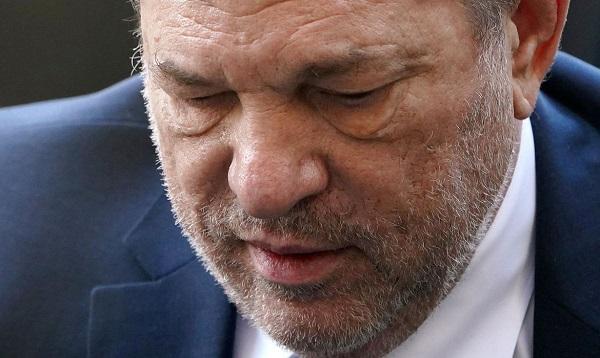 Harvey Weinstein é condenado a 23 anos de prisão por crimes sexuais