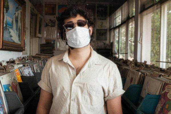 Zeeba se apresenta em show acústico de quarentena