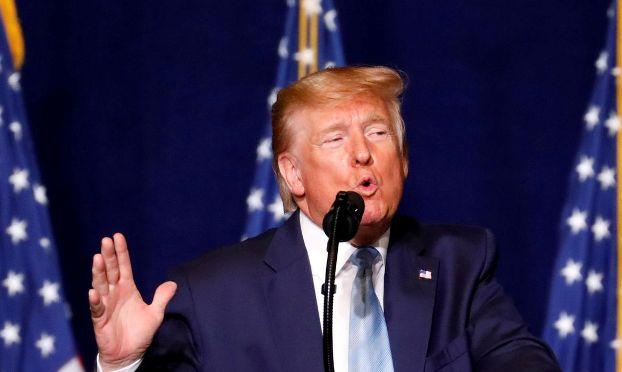 Trump orienta Marinha a destruir navios iranianos que incomodem