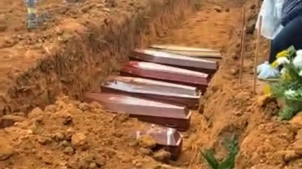 Brasil chega a mais de 20 mil mortes por covid-19