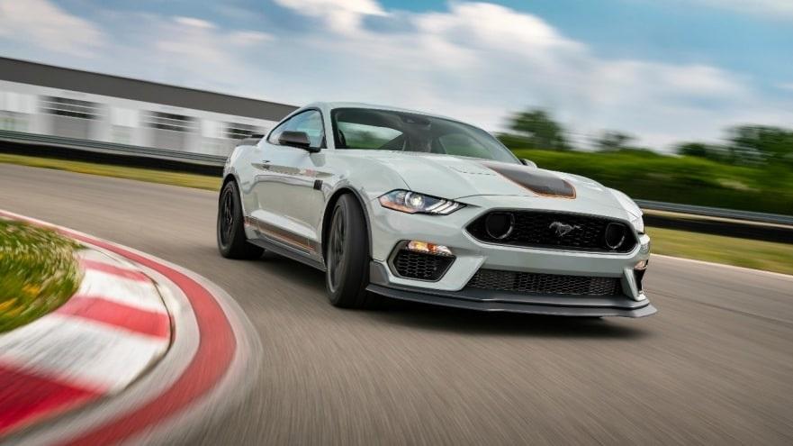 Ford apresenta a versão final do novo Mustang Mach 1