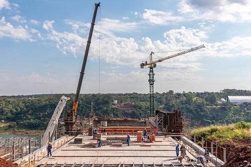 Primeira das quatro maiores peças da Ponte da Integração está pronta para instalação