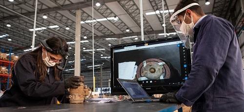 VW Caminhões e Ônibus inaugura área de análise técnica 4.0