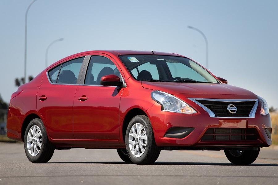 Nissan Versa V-Drive começa a chegar às revendas