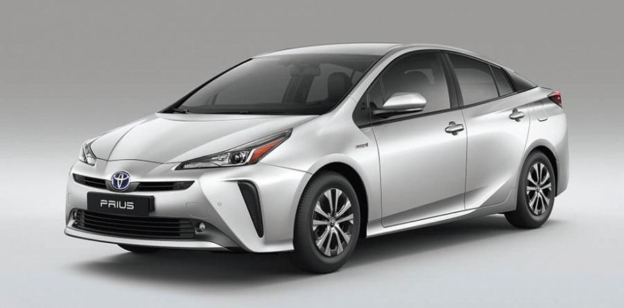 Toyota Etios 2021 chega  com mais tecnologia e conectividade