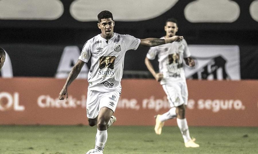 Raniel, atacante do Santos, testa positivo para covid-19