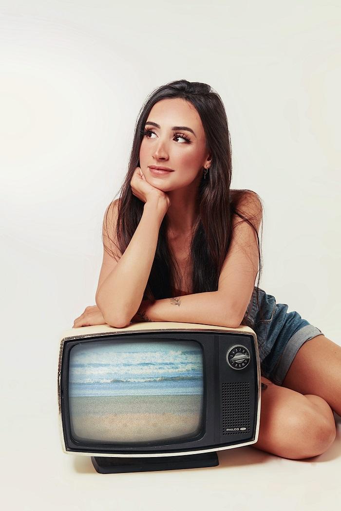 Mariana Nolasco lança single 