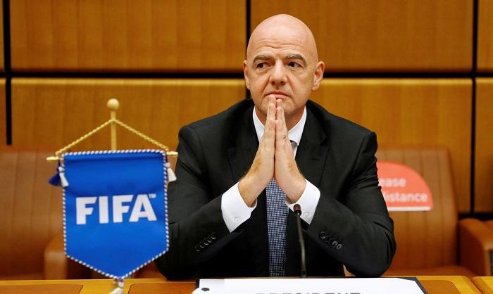 Presidente da Fifa, Gianni Infantino, está com covid-19