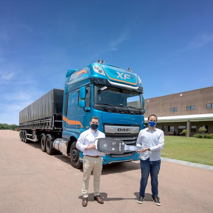 DAF vende 71 unidades do Novo XF para a Ademir Transportes