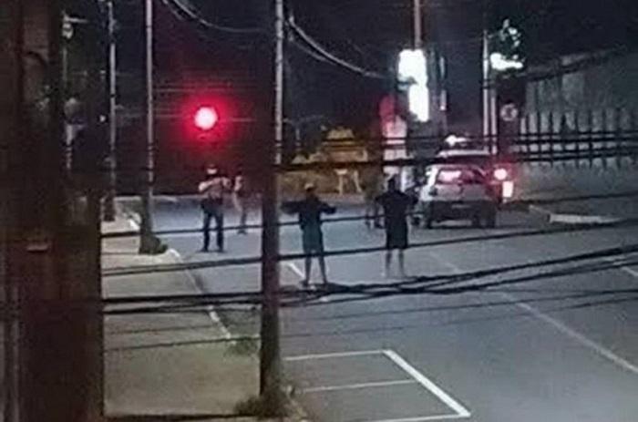 Bloqueio e uso de explosivo contra banco poderão ser considerados terrorismo