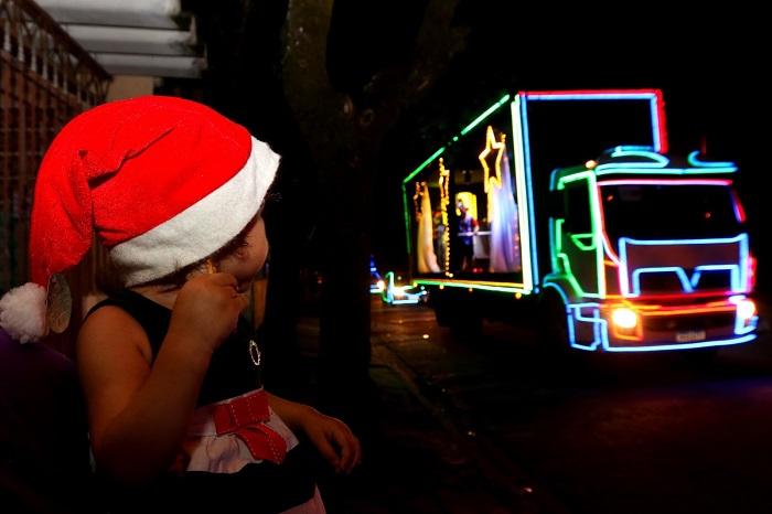 Fuga de estereótipos é foco de campanha de Natal em Jacareí (SP)