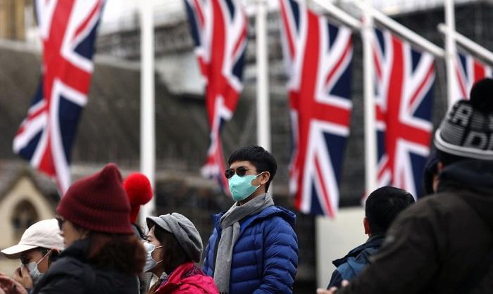 Londres adotará restrições mais duras para conter alta da covid-19