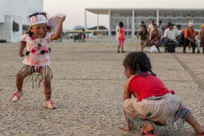 Povo Guarani-Kaiowá celebra vitória no STF sobre Terra Indígena Sombrerito (MS)