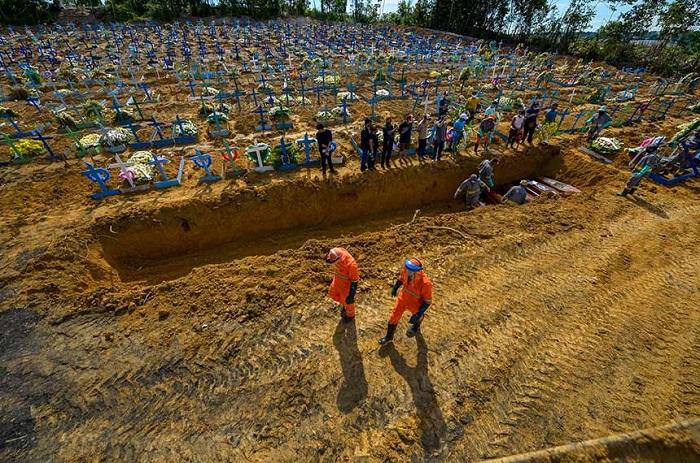 São Paulo tem 1.021 mortes no pior dia desde o início da pandemia