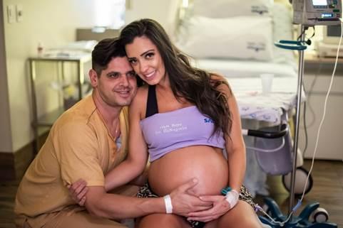 GESTANTES, LACTANTES E PUÉPERAS: AGORA A RECOMENDAÇÃO É SE VACINAR CONTRA A COVID19, MAS HÁ CONDIÇÕES.