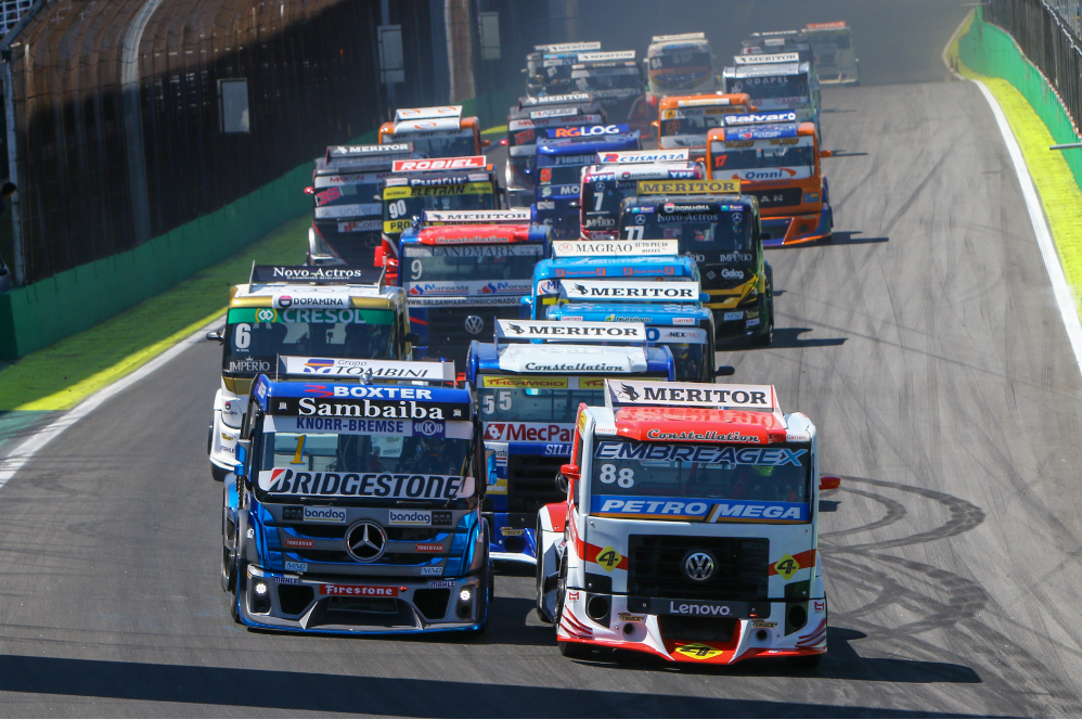 Mercedes quebra jejum em Interlagos e Cirino toma a liderança do campeonato