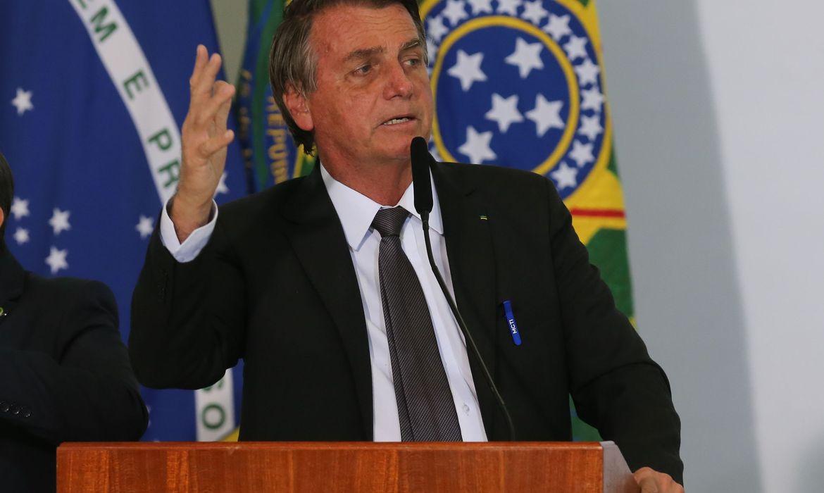 Nas redes sociais, presidente Jair Bolsonaro elogia atletas olímpicos