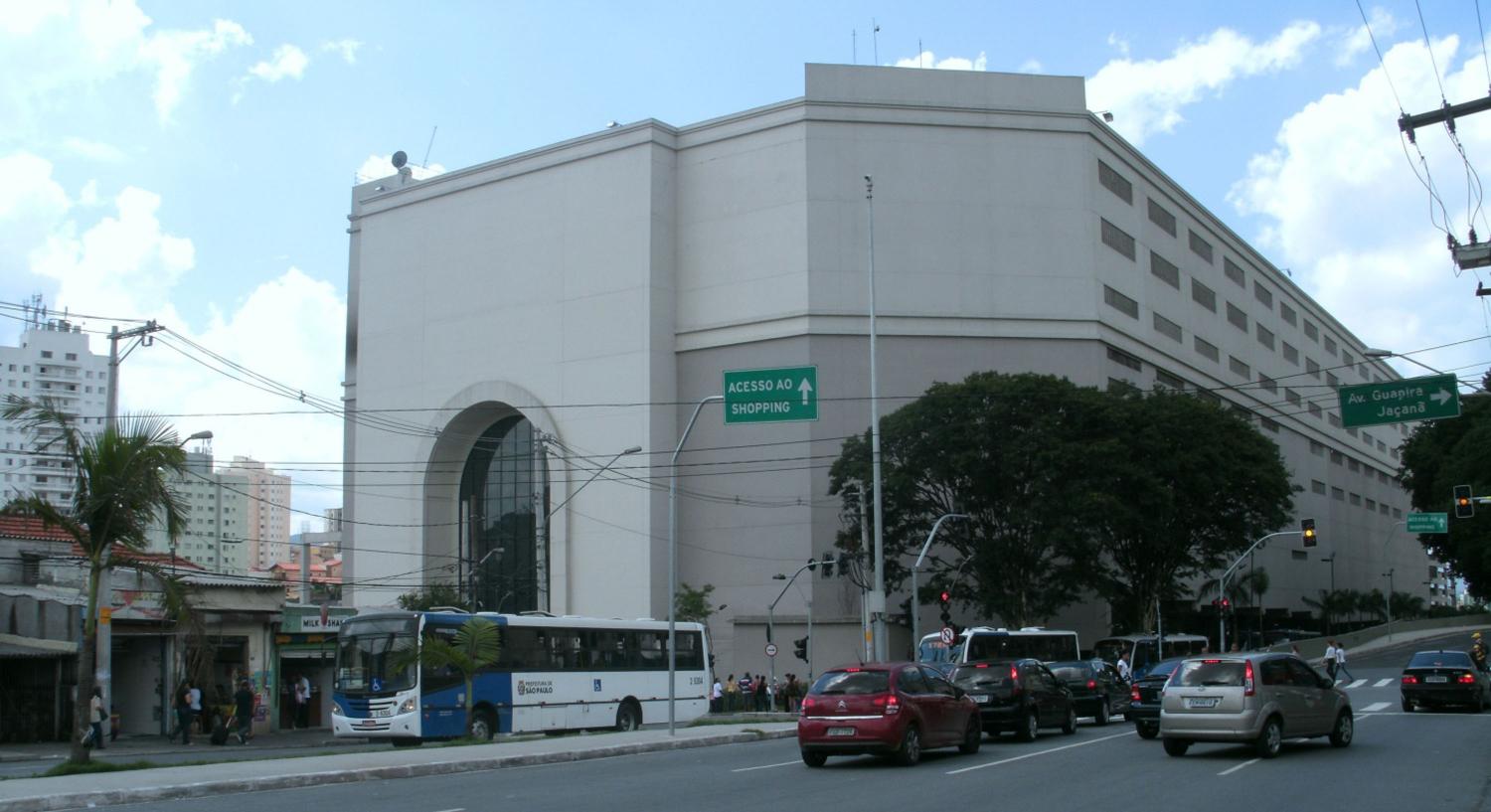 SHOPPING METRÔ TUCURUVI PROMOVE A CAMPANHA #TODOSPORELAS NESTE DIA INTERNACIONAL DA MENINA 