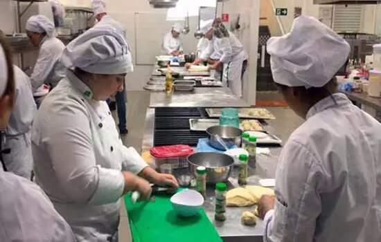 Prefeitura oferece vagas em cursos gratuitos na área de gastronomia
