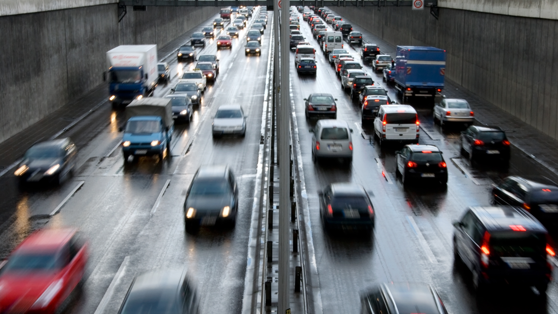 Volta do litoral tem trânsito congestionado
