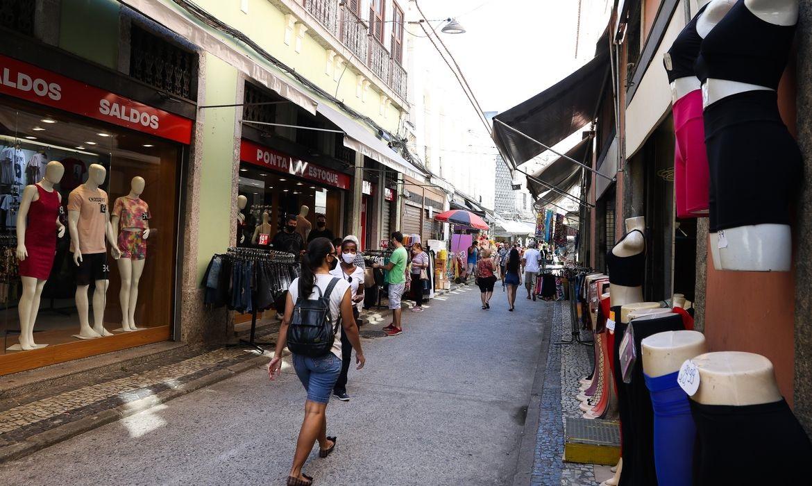Carnaval: veja o que abre e fecha no feriadão