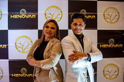 O casal de empreendedores, Edimilson de Sousa e Deusa Lopes impacta multidões com transformação financeira